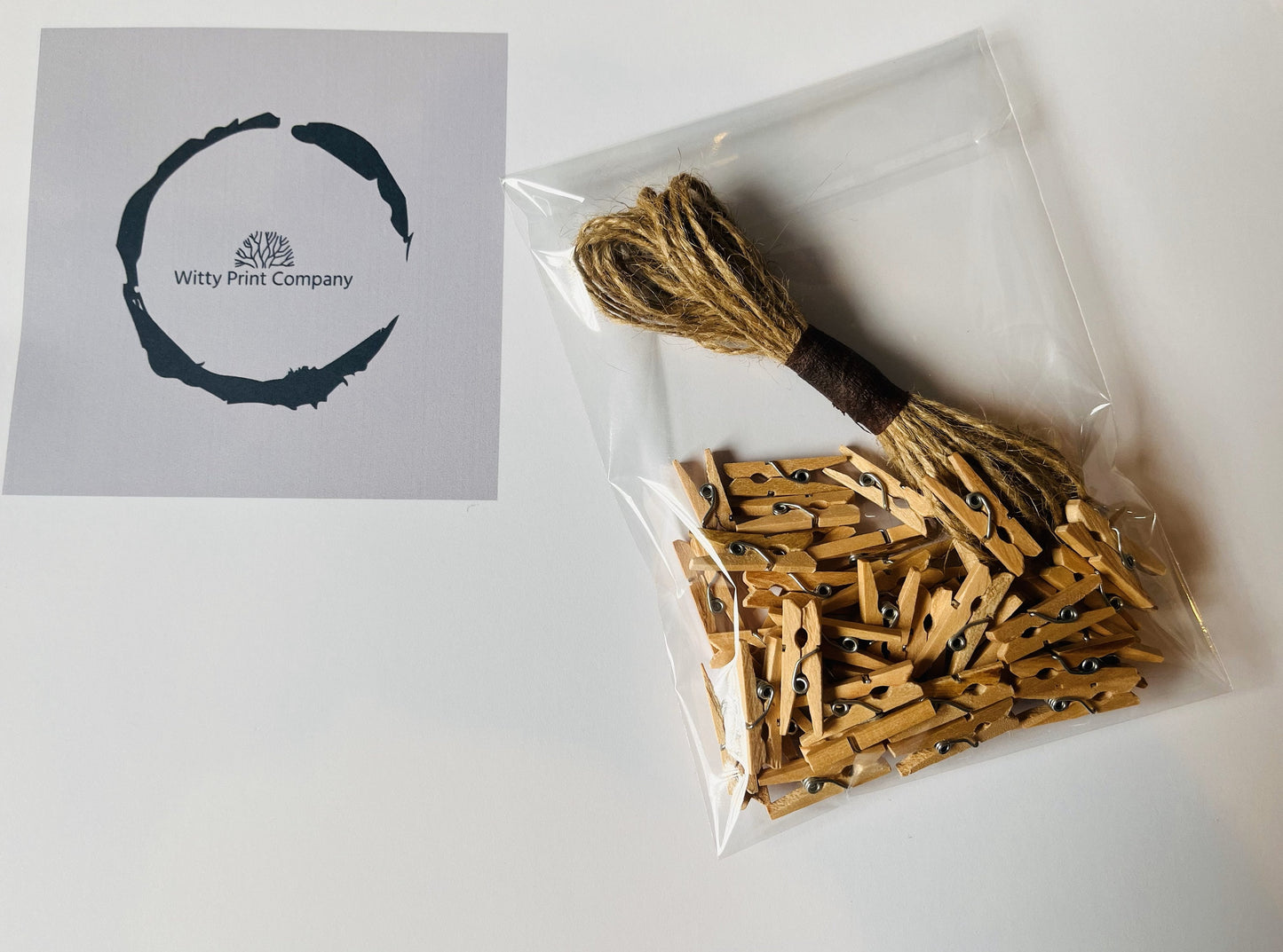 50 x Wooden Mini Pegs, 5 Meters Natural Brown Jute String - Photo/Card Hanging Kit
